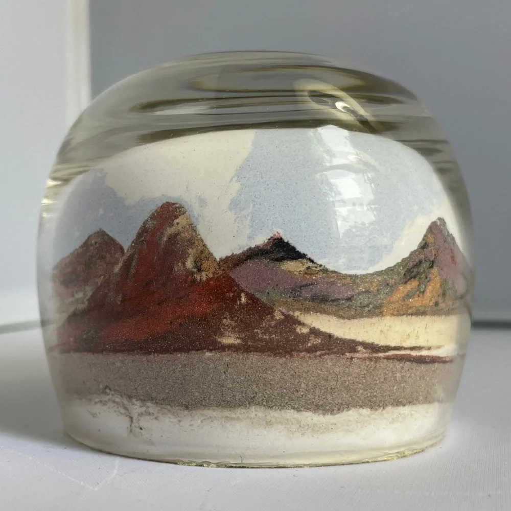Vintage Painted Desert Sands Art Glass Paperweight Hand Made by‎ American Indian - Picture 6 of 9